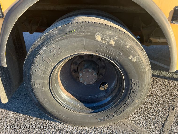 image for item MR9979 2008 International CE300  school bus