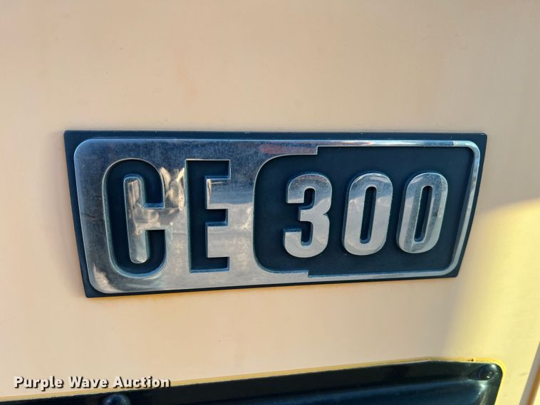 image for item MR9979 2008 International CE300  school bus