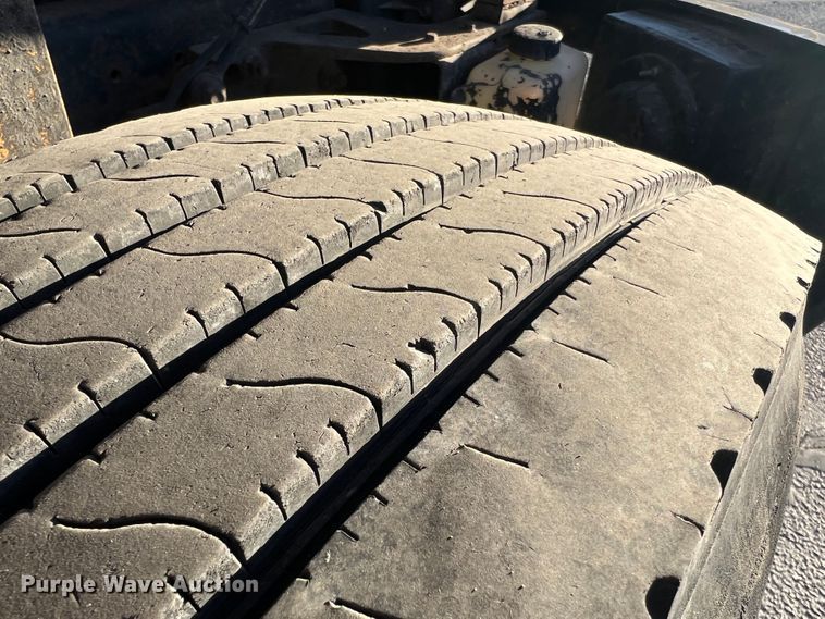 image for item MR9980 2011 International CE  school bus