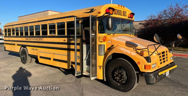 image for item MR9981 2005 Blue Bird Vision  school bus