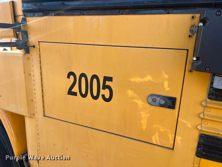 image for item MR9981 2005 Blue Bird Vision  school bus