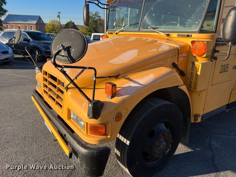 image for item MR9981 2005 Blue Bird Vision  school bus