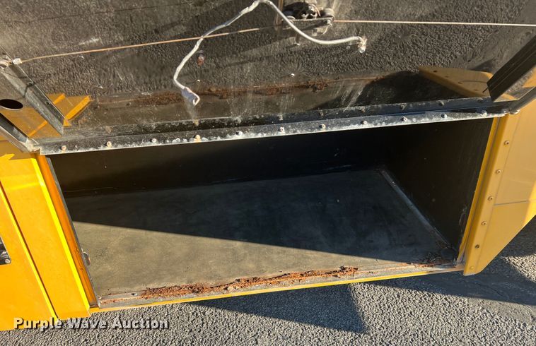 image for item MR9981 2005 Blue Bird Vision  school bus