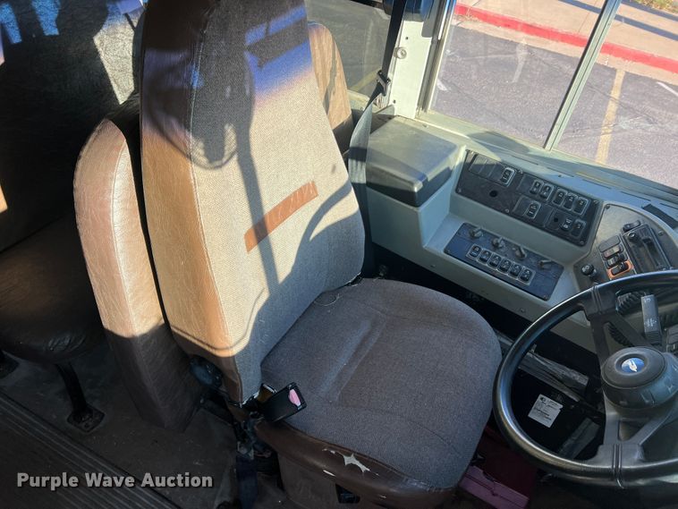 image for item MR9981 2005 Blue Bird Vision  school bus