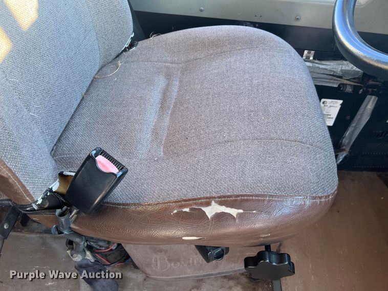 image for item MR9981 2005 Blue Bird Vision  school bus