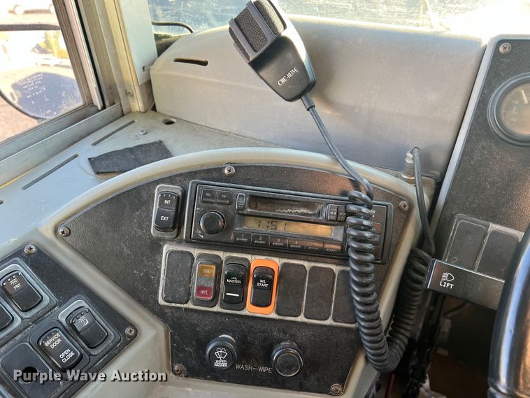 image for item MR9981 2005 Blue Bird Vision  school bus