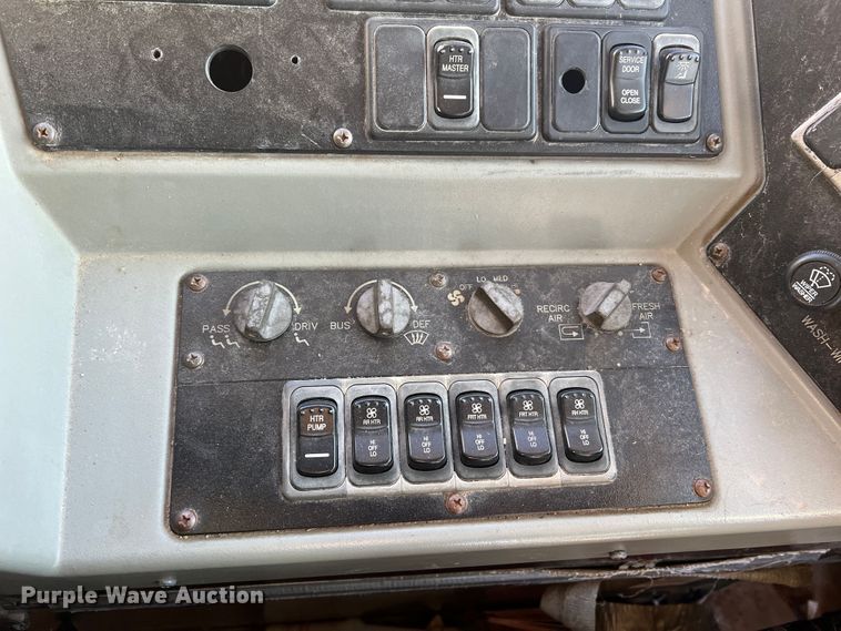 image for item MR9981 2005 Blue Bird Vision  school bus