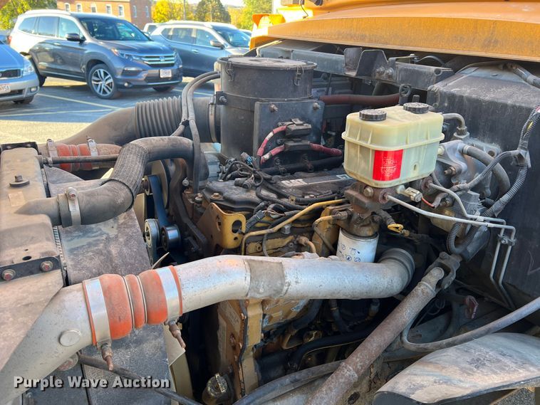 image for item MR9981 2005 Blue Bird Vision  school bus