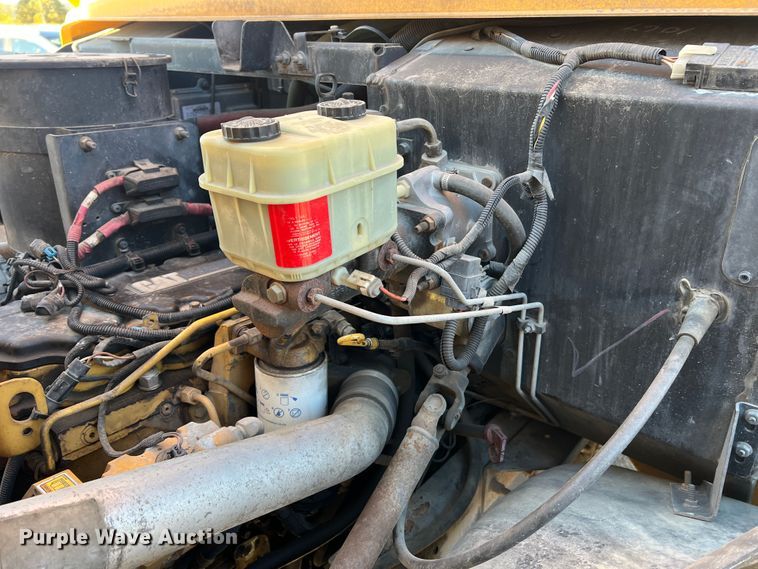 image for item MR9981 2005 Blue Bird Vision  school bus