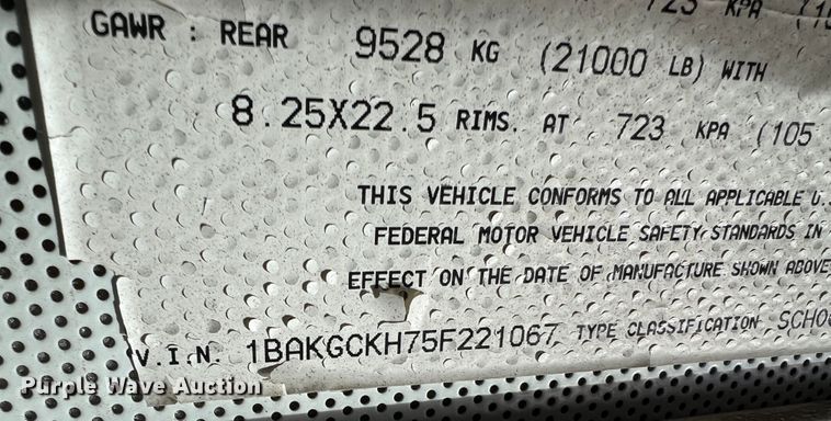 image for item MR9981 2005 Blue Bird Vision  school bus