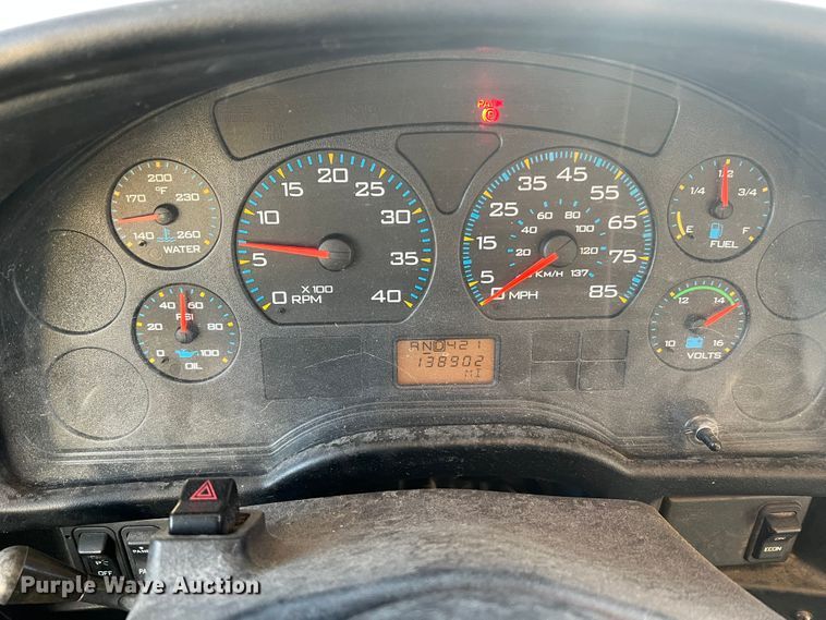 image for item MR9982 2006 International CE300  school bus