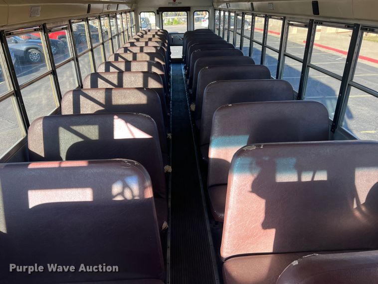 image for item MR9982 2006 International CE300  school bus