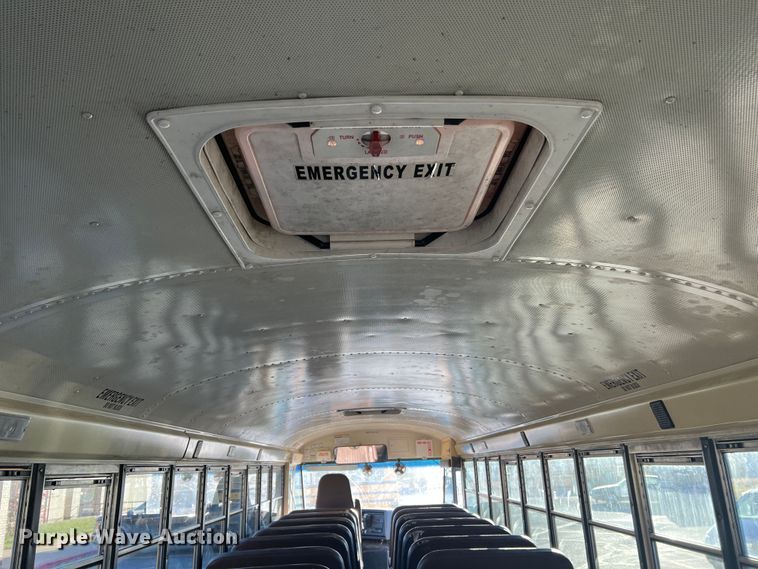 image for item MR9982 2006 International CE300  school bus