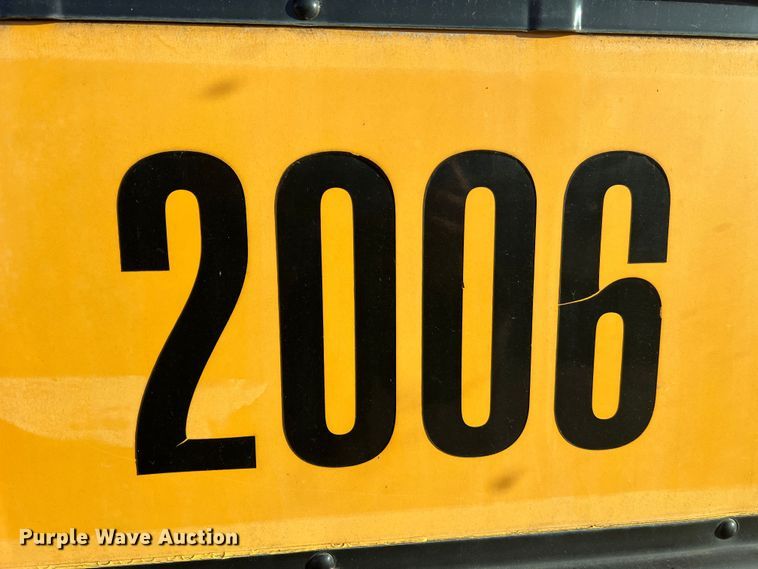 image for item MR9982 2006 International CE300  school bus