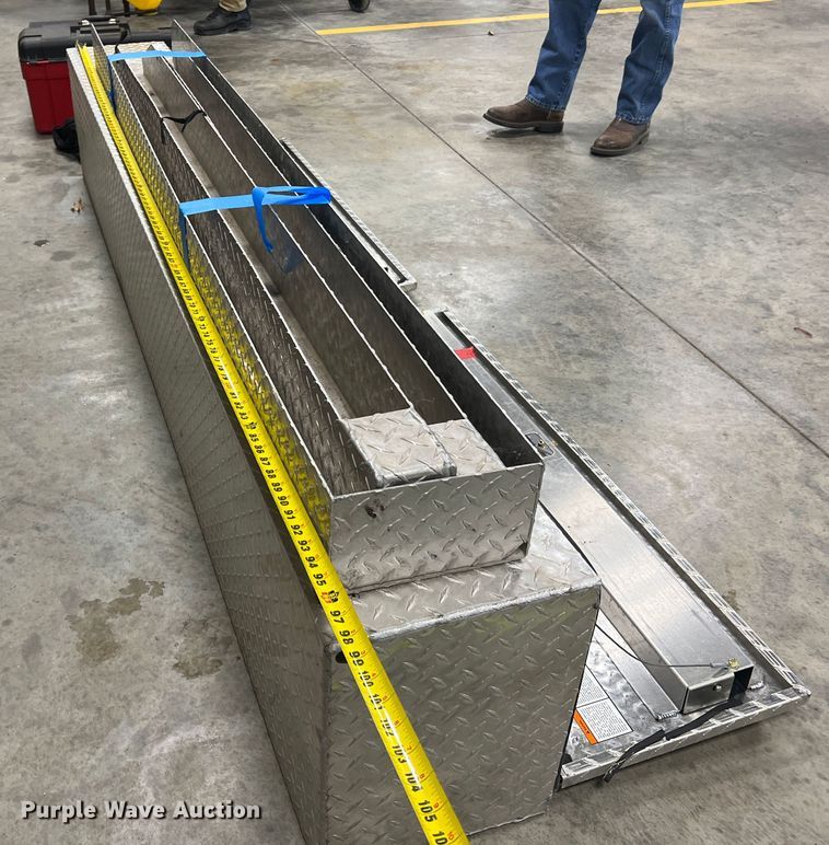 image for item MR9985 Tools