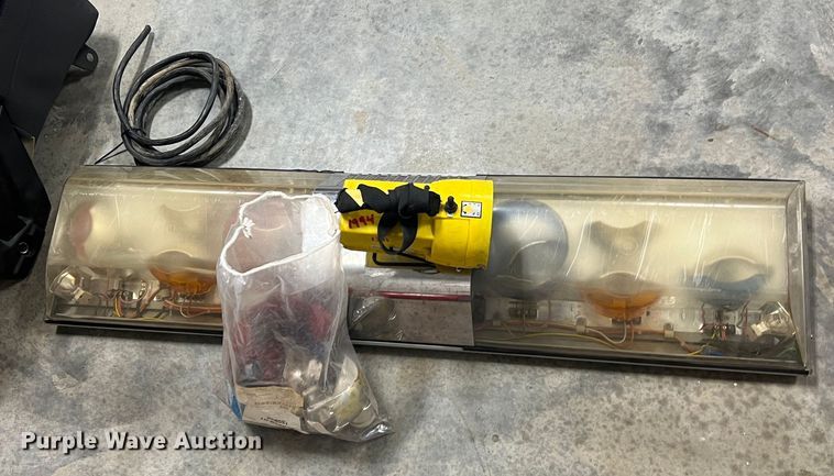 image for item MR9986 Tools