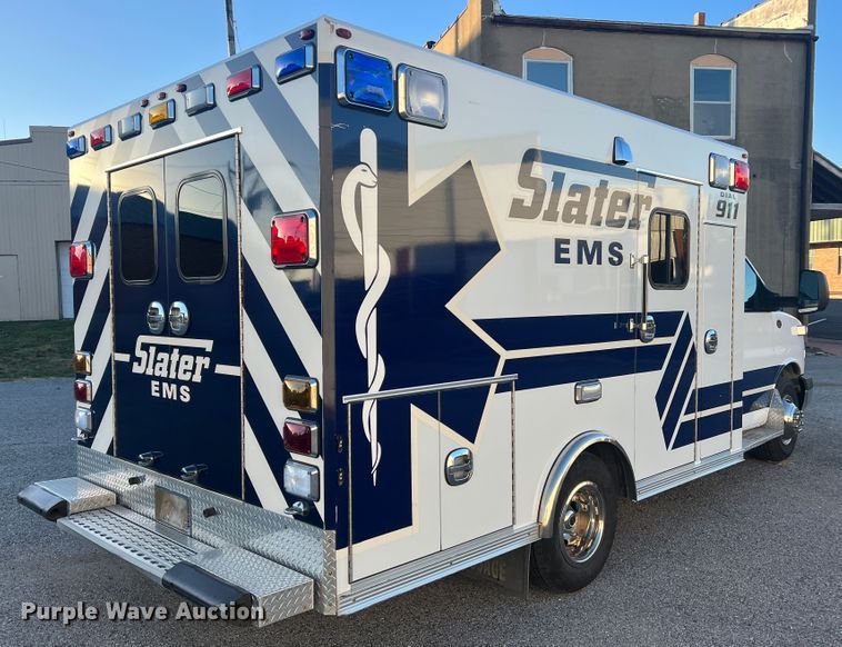 image for item MR9987 2013 Chevrolet Express G3500  ambulance