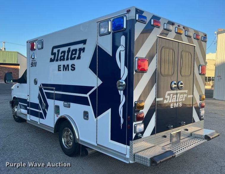 image for item MR9987 2013 Chevrolet Express G3500  ambulance