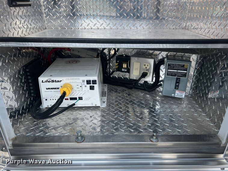 image for item MR9987 2013 Chevrolet Express G3500  ambulance