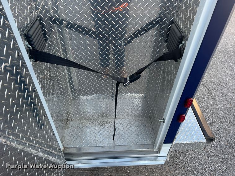 image for item MR9987 2013 Chevrolet Express G3500  ambulance