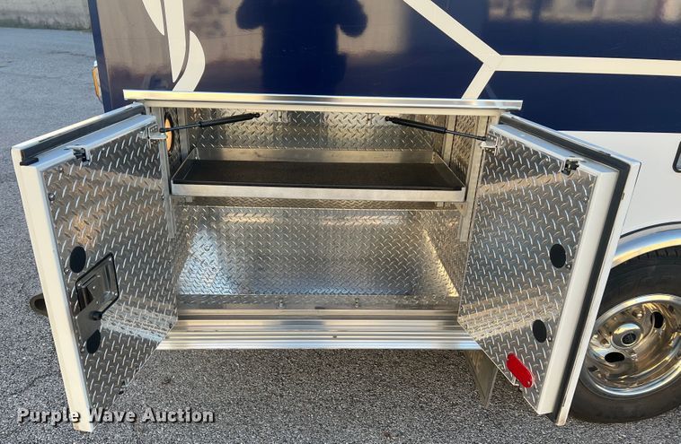 image for item MR9987 2013 Chevrolet Express G3500  ambulance