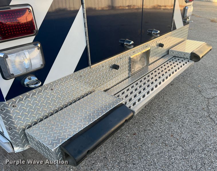 image for item MR9987 2013 Chevrolet Express G3500  ambulance