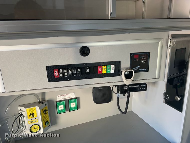 image for item MR9987 2013 Chevrolet Express G3500  ambulance