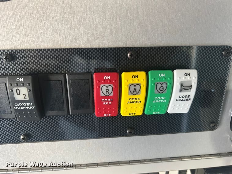 image for item MR9987 2013 Chevrolet Express G3500  ambulance