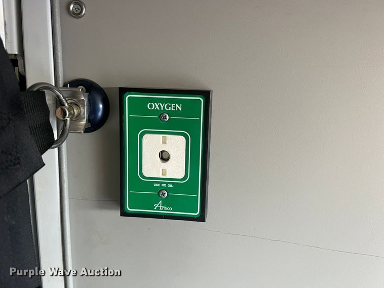 image for item MR9987 2013 Chevrolet Express G3500  ambulance