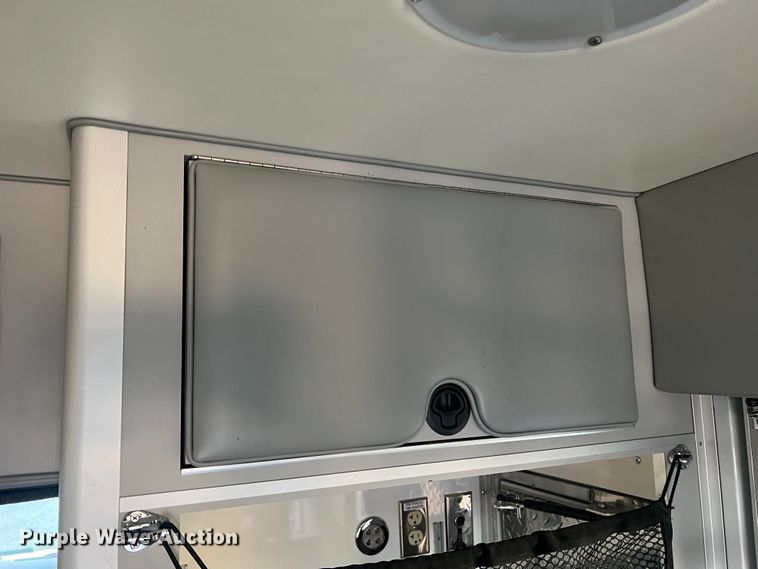 image for item MR9987 2013 Chevrolet Express G3500  ambulance