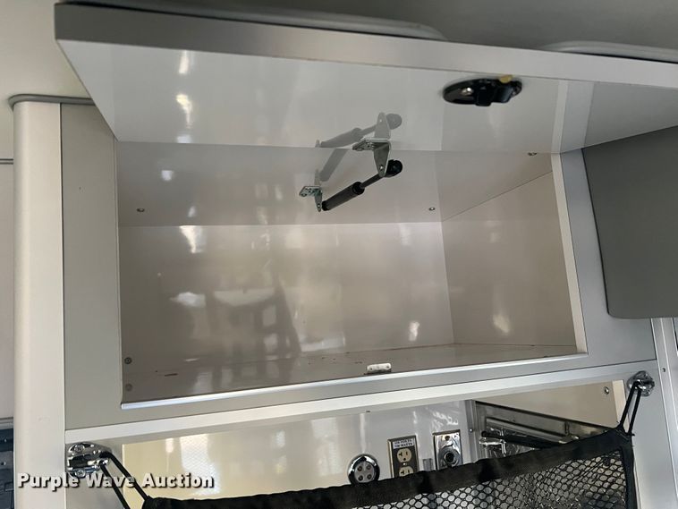 image for item MR9987 2013 Chevrolet Express G3500  ambulance