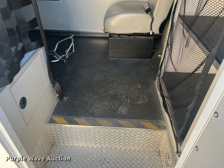 image for item MR9987 2013 Chevrolet Express G3500  ambulance