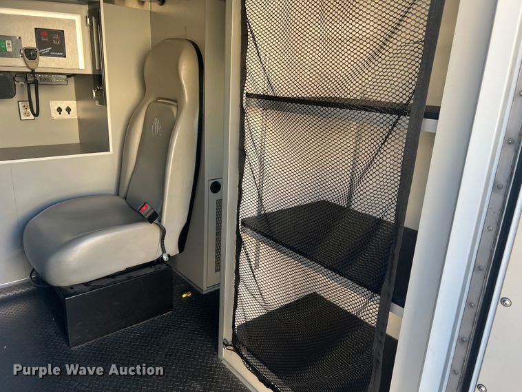 image for item MR9987 2013 Chevrolet Express G3500  ambulance