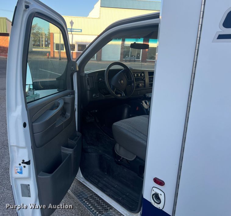 image for item MR9987 2013 Chevrolet Express G3500  ambulance