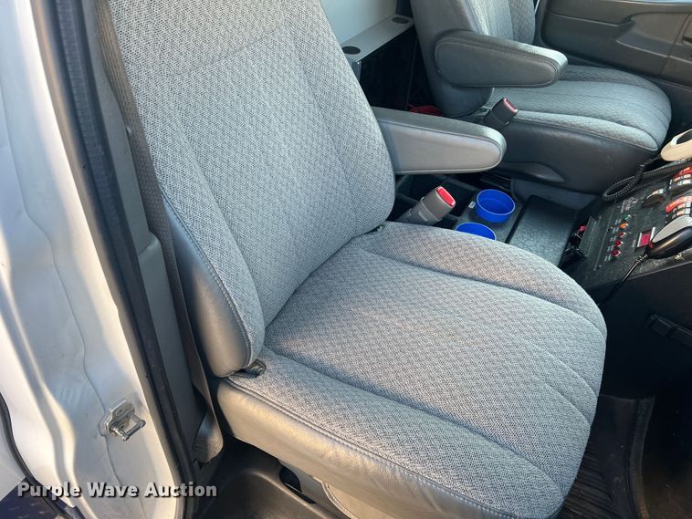 image for item MR9987 2013 Chevrolet Express G3500  ambulance