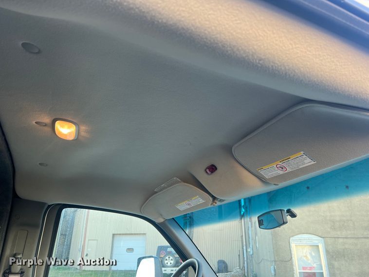 image for item MR9987 2013 Chevrolet Express G3500  ambulance