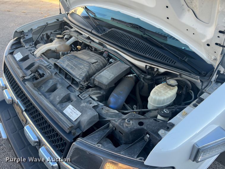 image for item MR9987 2013 Chevrolet Express G3500  ambulance