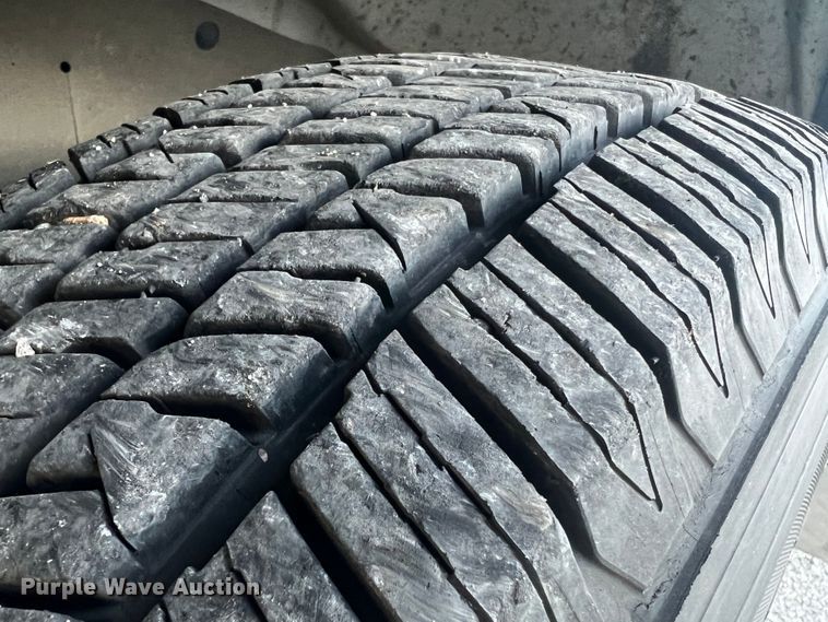 image for item MR9987 2013 Chevrolet Express G3500  ambulance