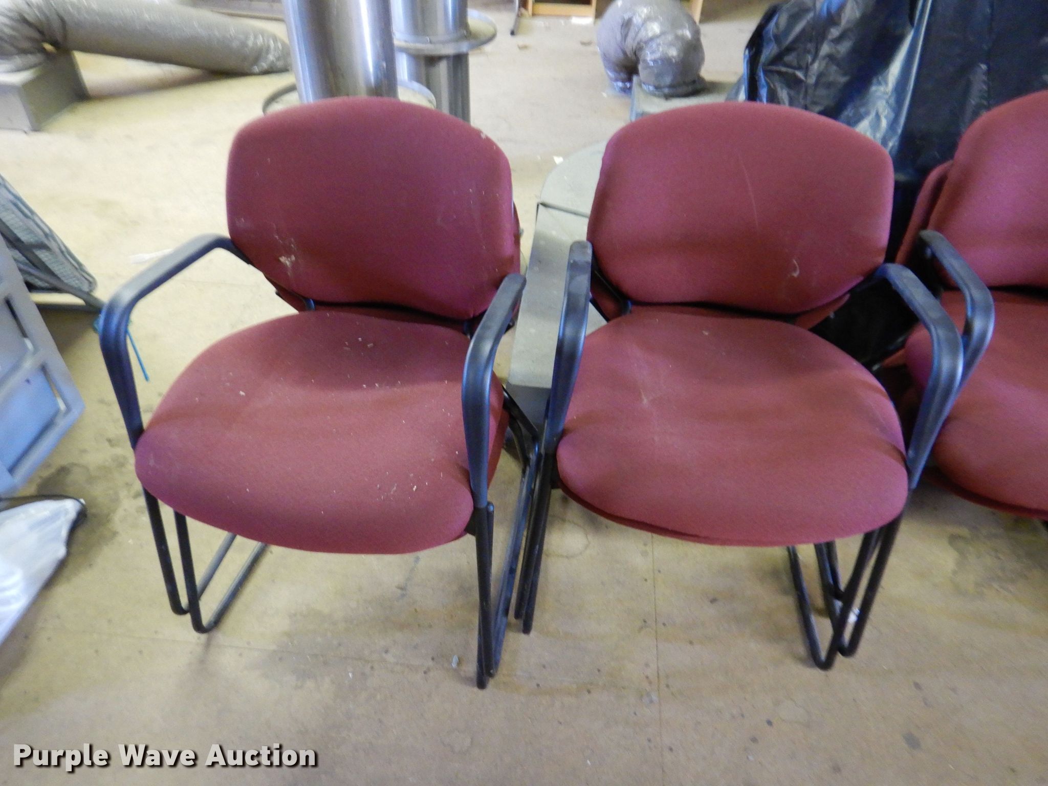 (23) chairs in Centerville, IA Item KW9293 sold Purple Wave