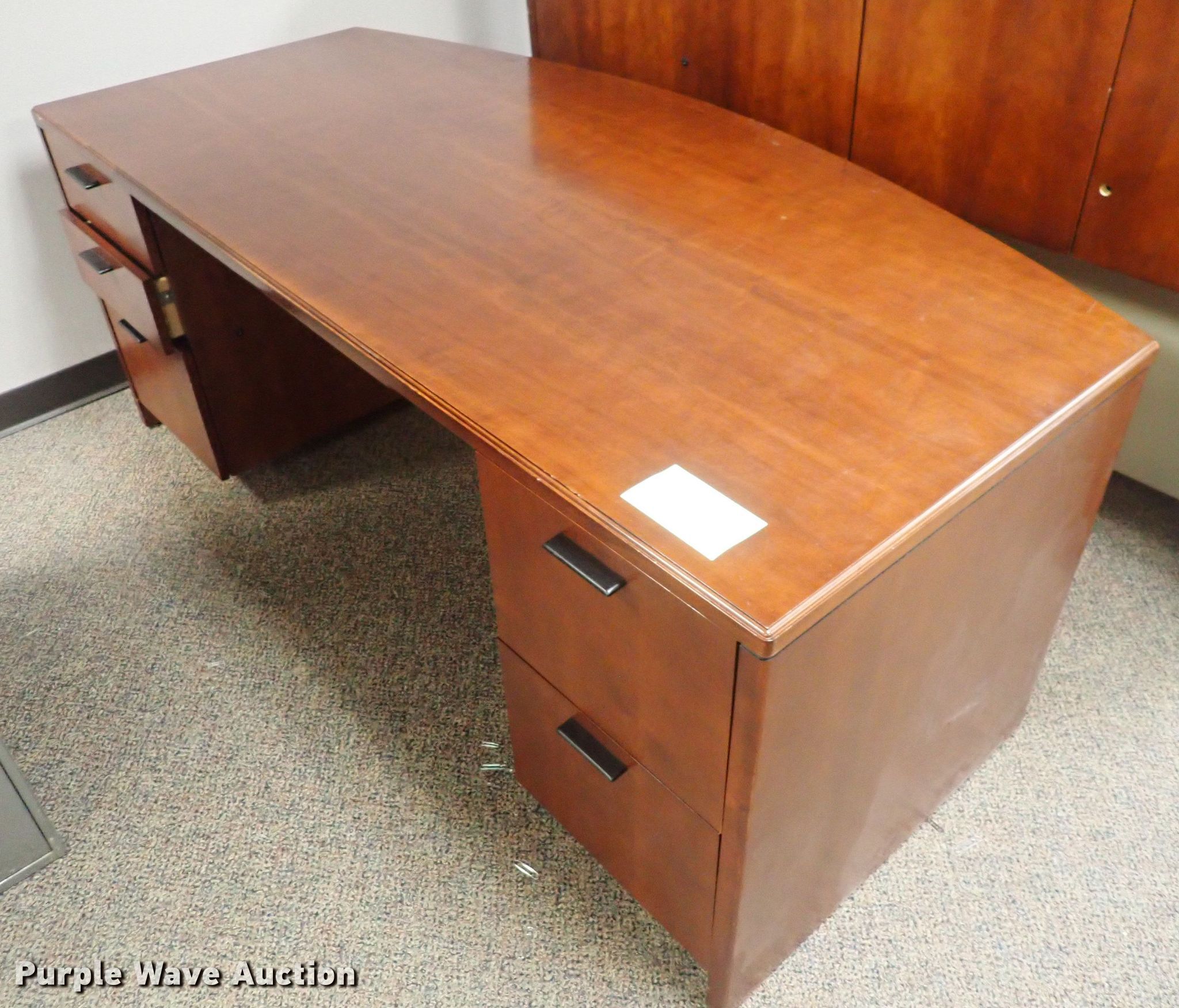 Furniture in Wichita, KS Item LD9647 sold Purple Wave