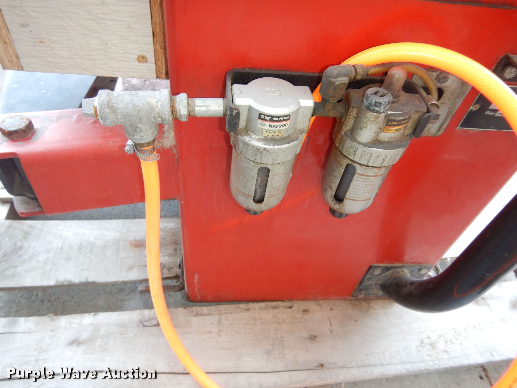 Branick BF34 tire machine in Gardner, KS Item LG9795 sold Purple Wave