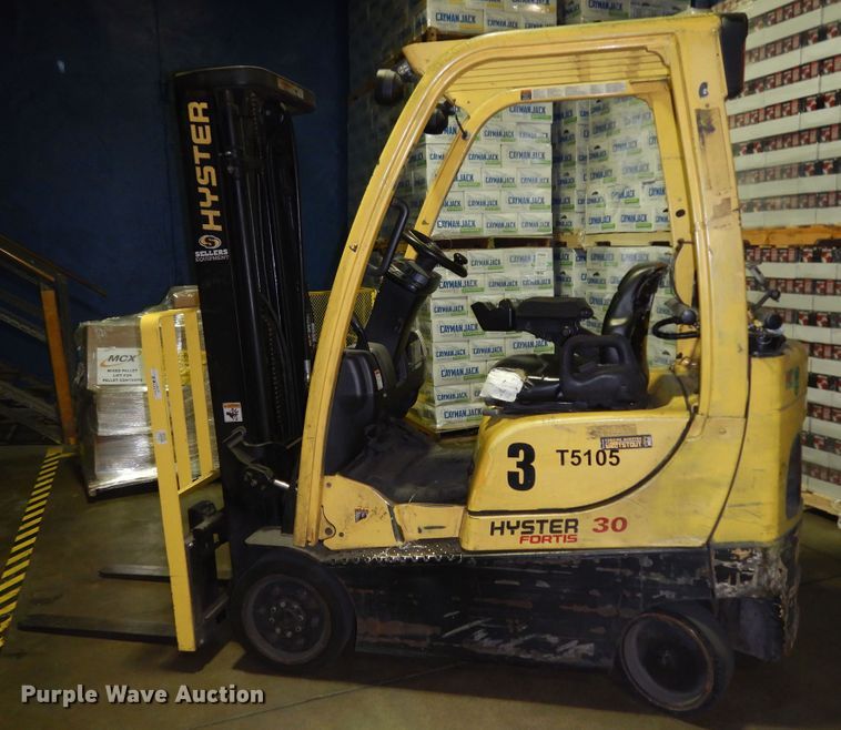image for item DI6822 Hyster S30FT  forklift