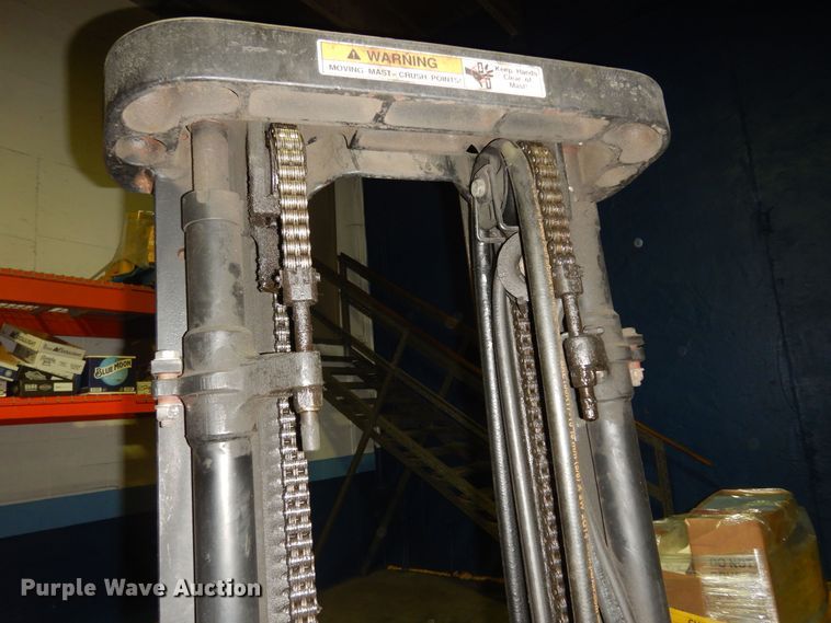 image for item DI6822 Hyster S30FT  forklift