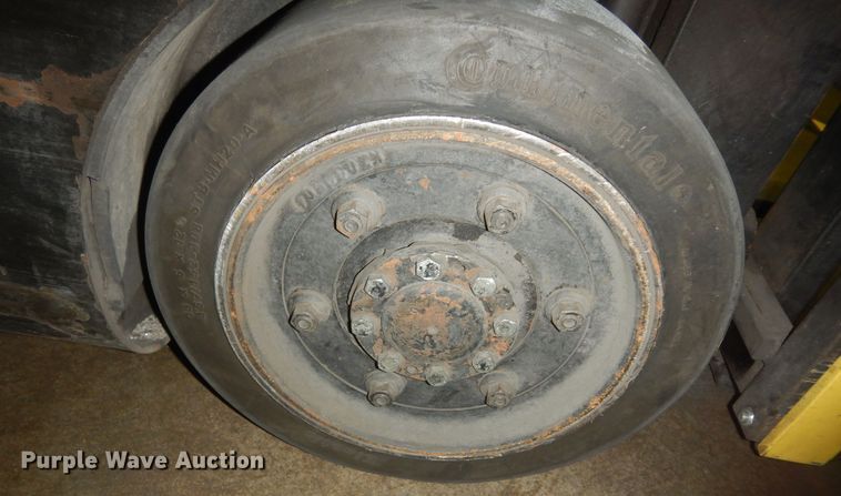 image for item DI6822 Hyster S30FT  forklift