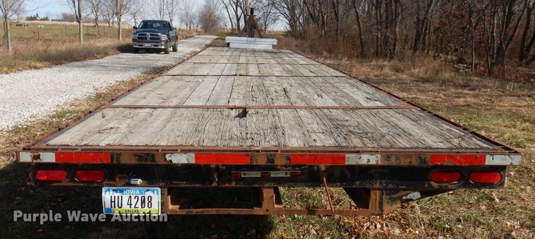 image for item DK2049 2000 Kiefer  equipment trailer