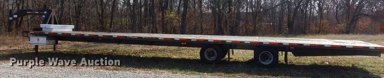 image for item DK2049 2000 Kiefer  equipment trailer