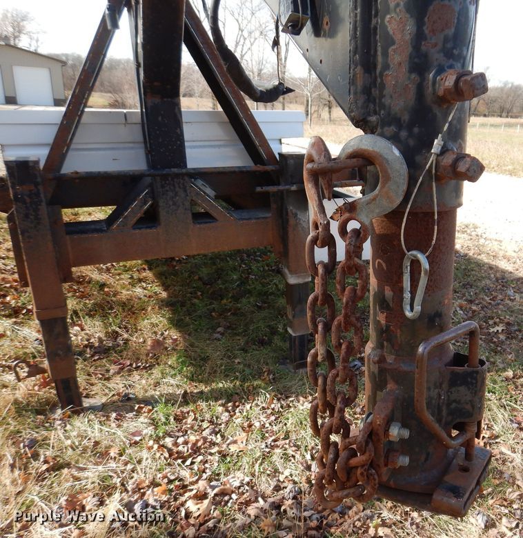 image for item DK2049 2000 Kiefer  equipment trailer