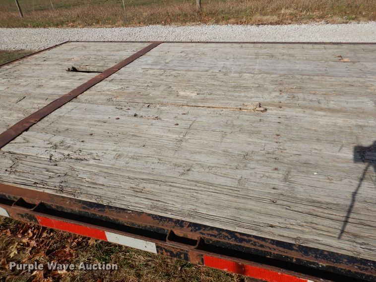 image for item DK2049 2000 Kiefer  equipment trailer