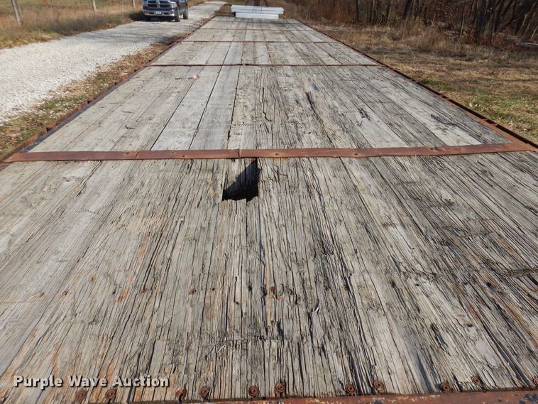 image for item DK2049 2000 Kiefer  equipment trailer