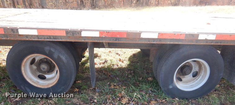image for item DK2049 2000 Kiefer  equipment trailer
